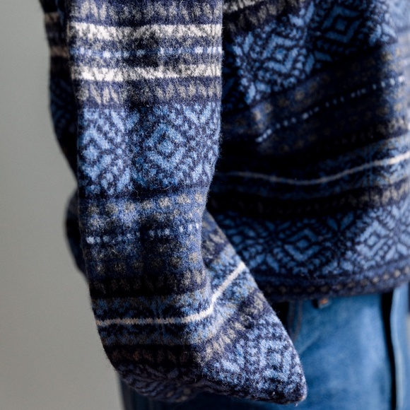 Hawick Knitwear 100% Scotish Lambswool Crewneck Sweater Blue Size Large - Picture 6 of 11